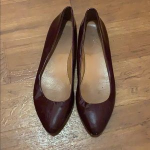 Burgundy patent leather shoes size 8.5